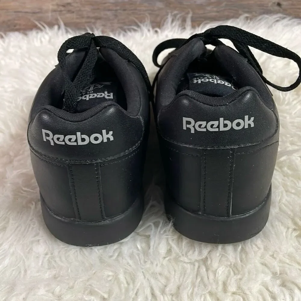 REEBOK CLASSIC Women’s Black Sneaker Athletic Shoes Casual Walking Size 8